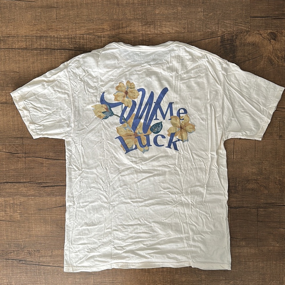 Wish Me Luck Los Angeles Graphic cream T shirt size large